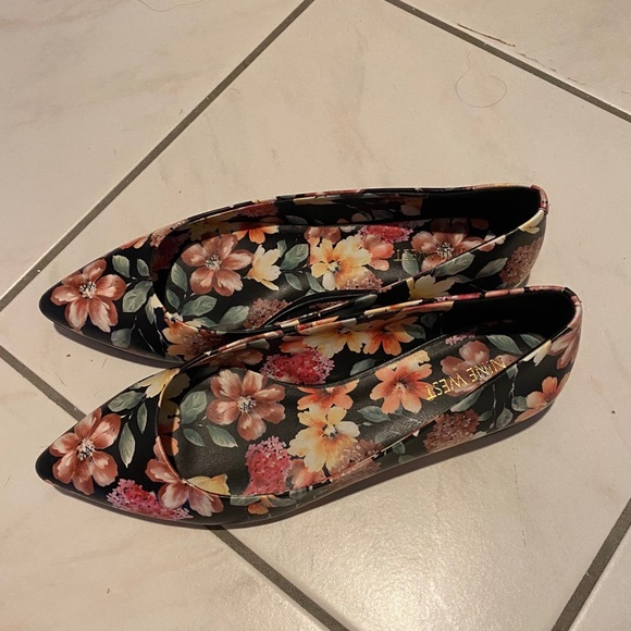 Nine West Office Shoe Flora - Picture 2 of 7